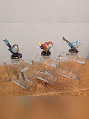 Vintage Square Glass Apothecary Perfume Bottles, Set Of 3 🐦‍⬛🐦🐤